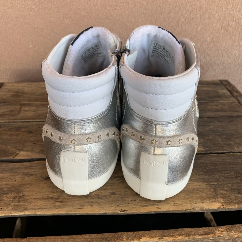 Mark Mason Women’s The Stellar Sneaker - Picture 7 of 11